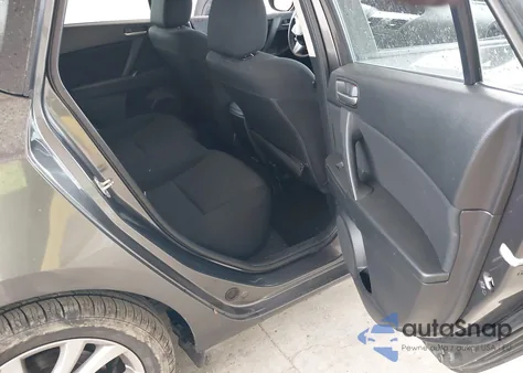 2013 Mazda Mazda3 I Touring z USA, uszkodzony, nr VIN JM1BL1LP8D1738868